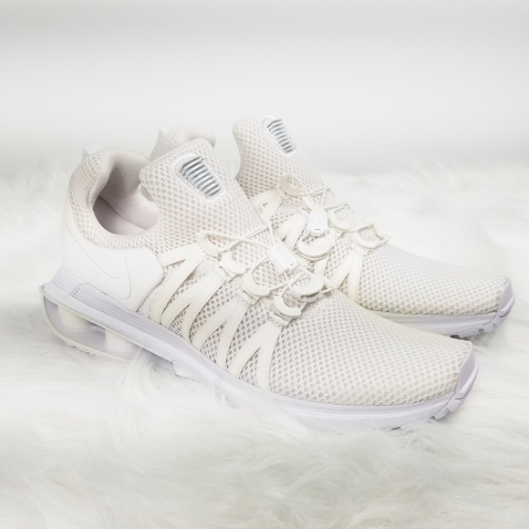 nike shox gravity triple white